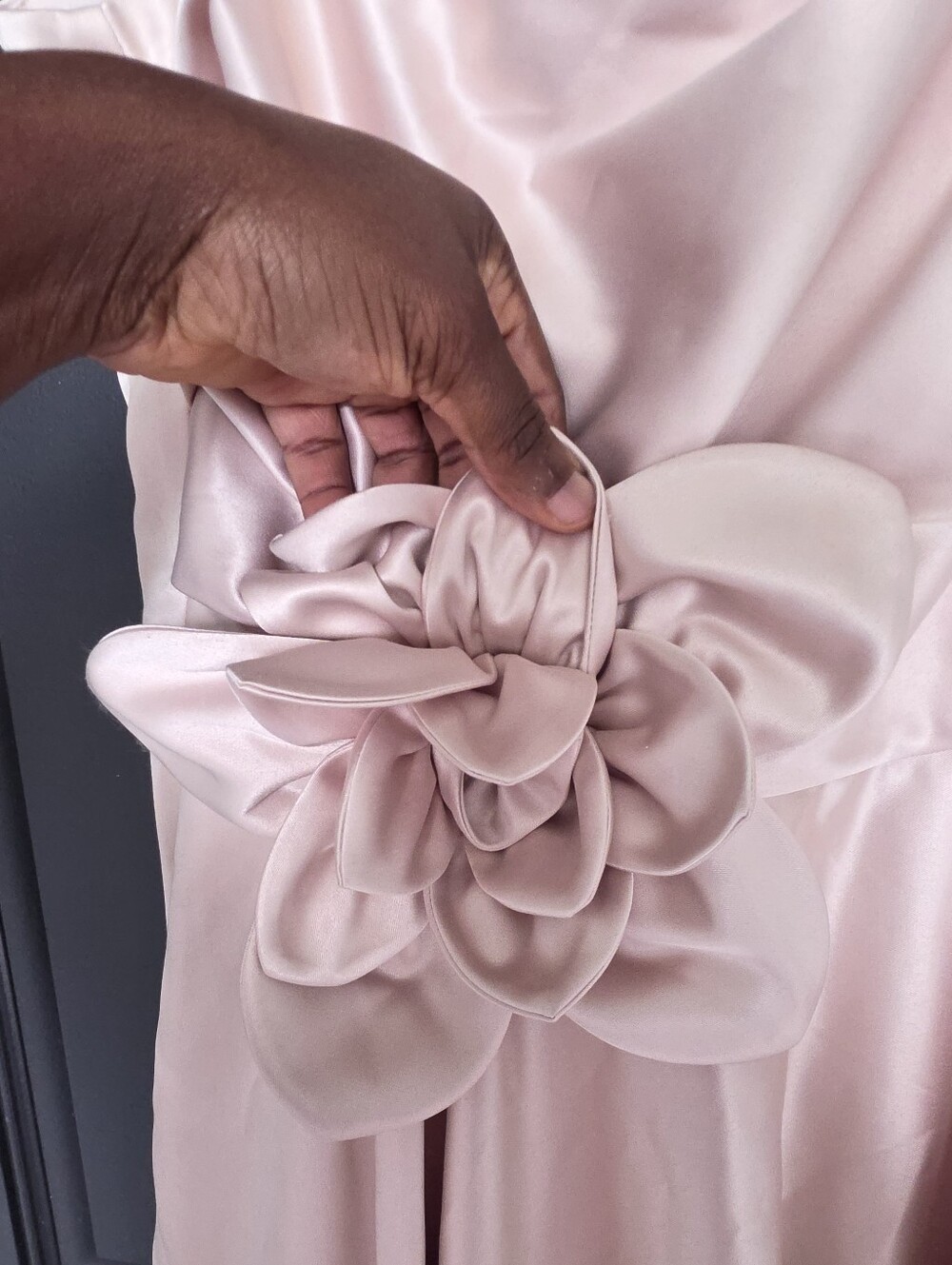 Taylor Women’s Satin Formal Dress Size 14 Blush Pink Rosette Spaghetti Flaw $220 - Picture 5 of 13